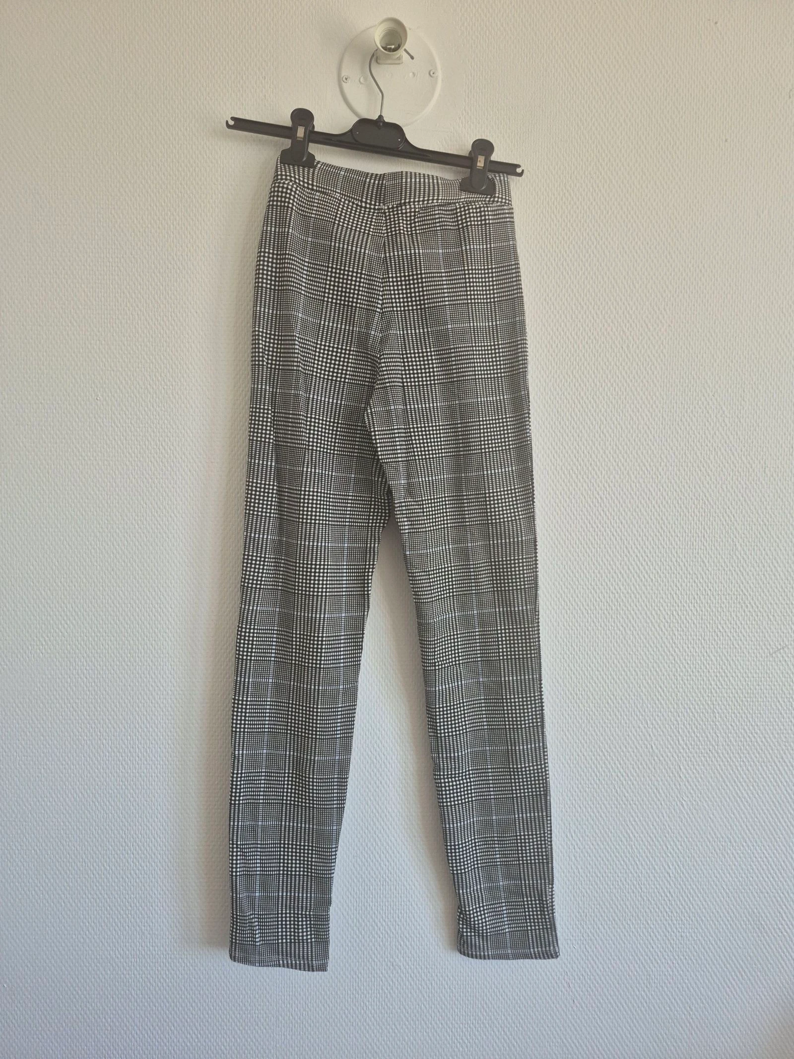 🩶 Legging H&M à carreaux – Taille 14 ans – Neuf avec étiquette 🩶 – photo 5